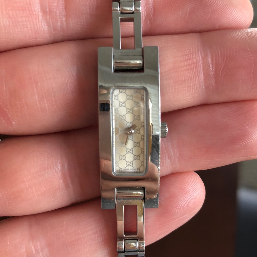 Authentic Gucci small g ladies watch